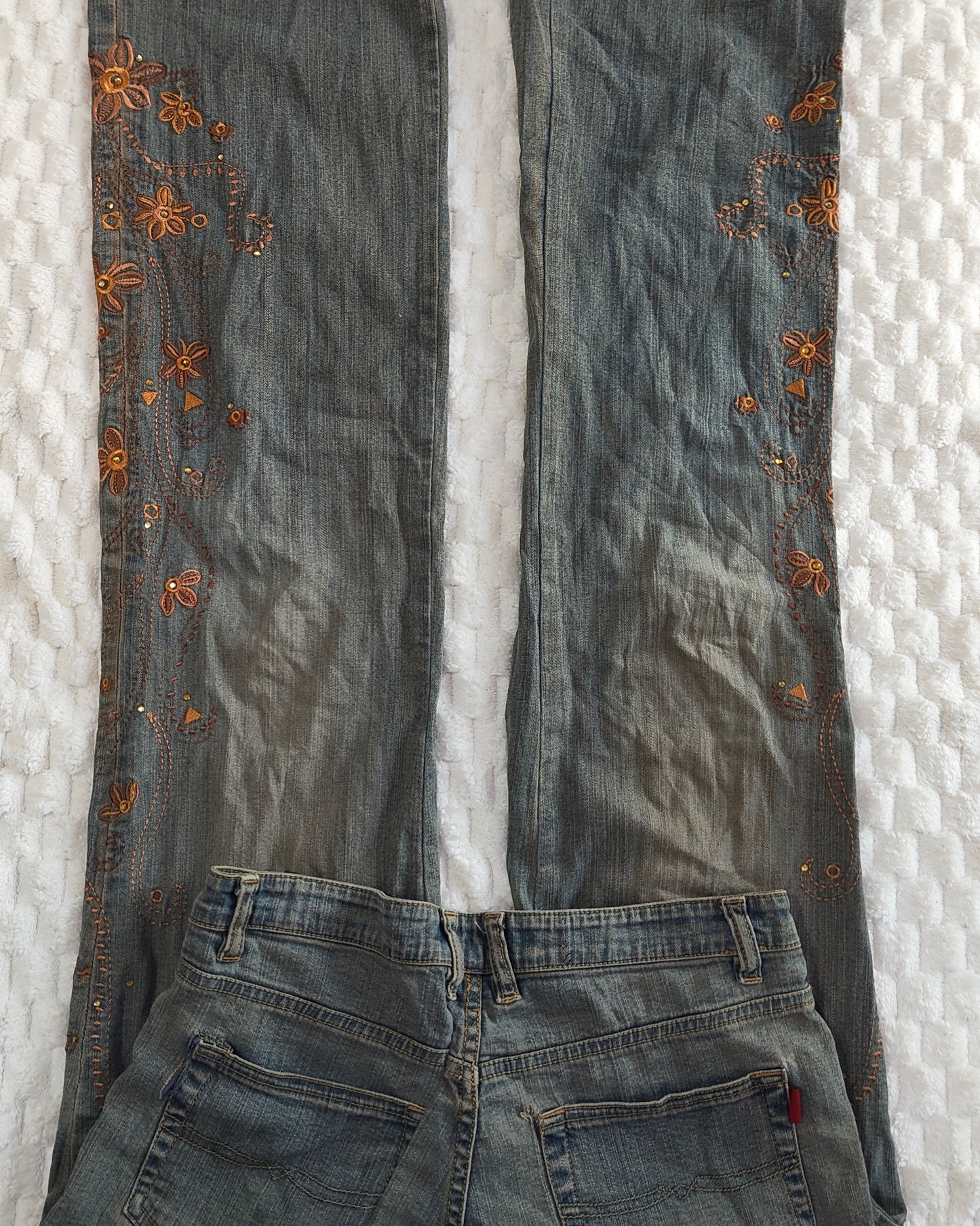 flower jeans