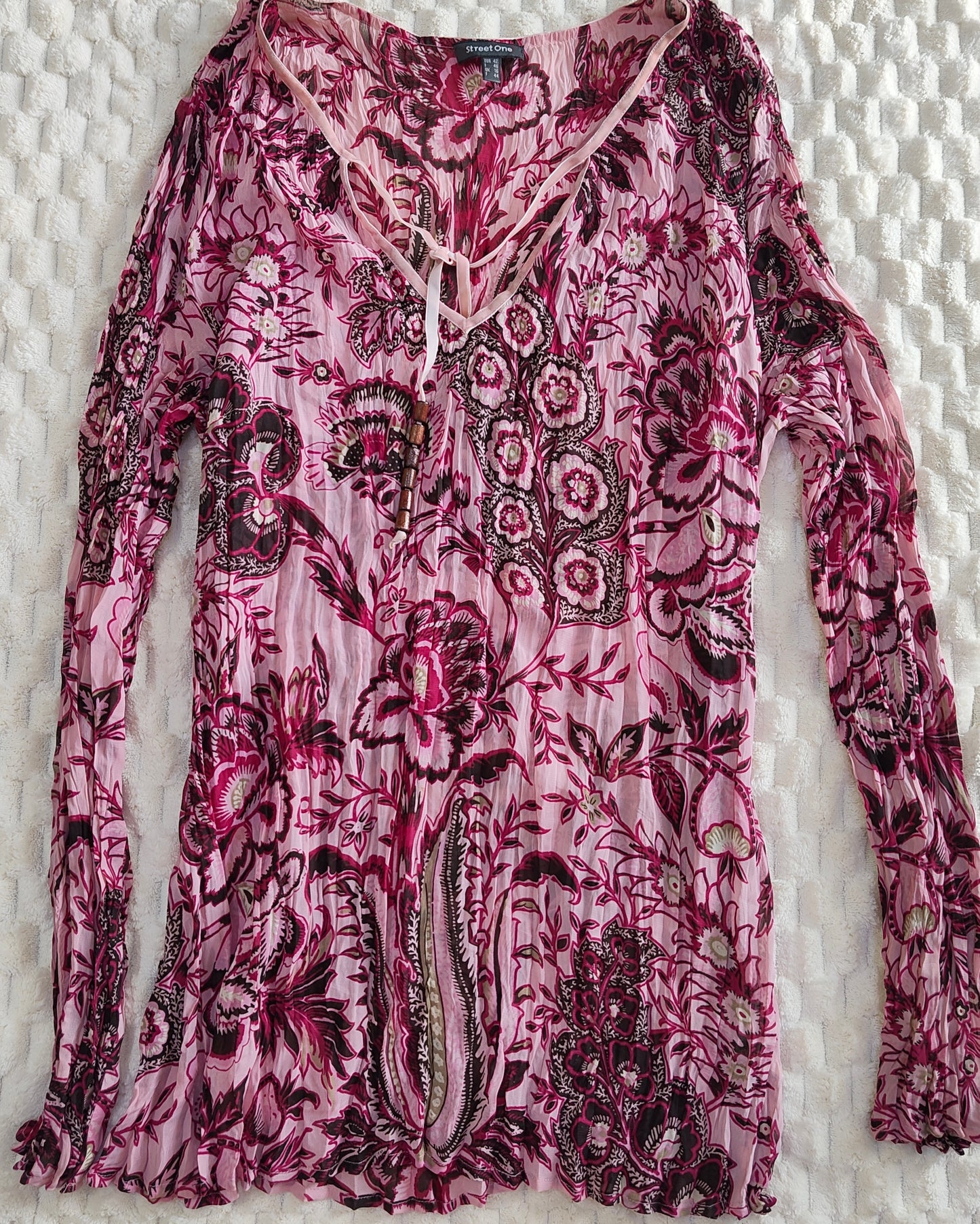 street one pink