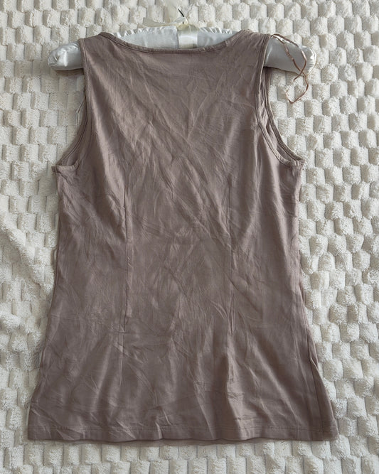 grey tank