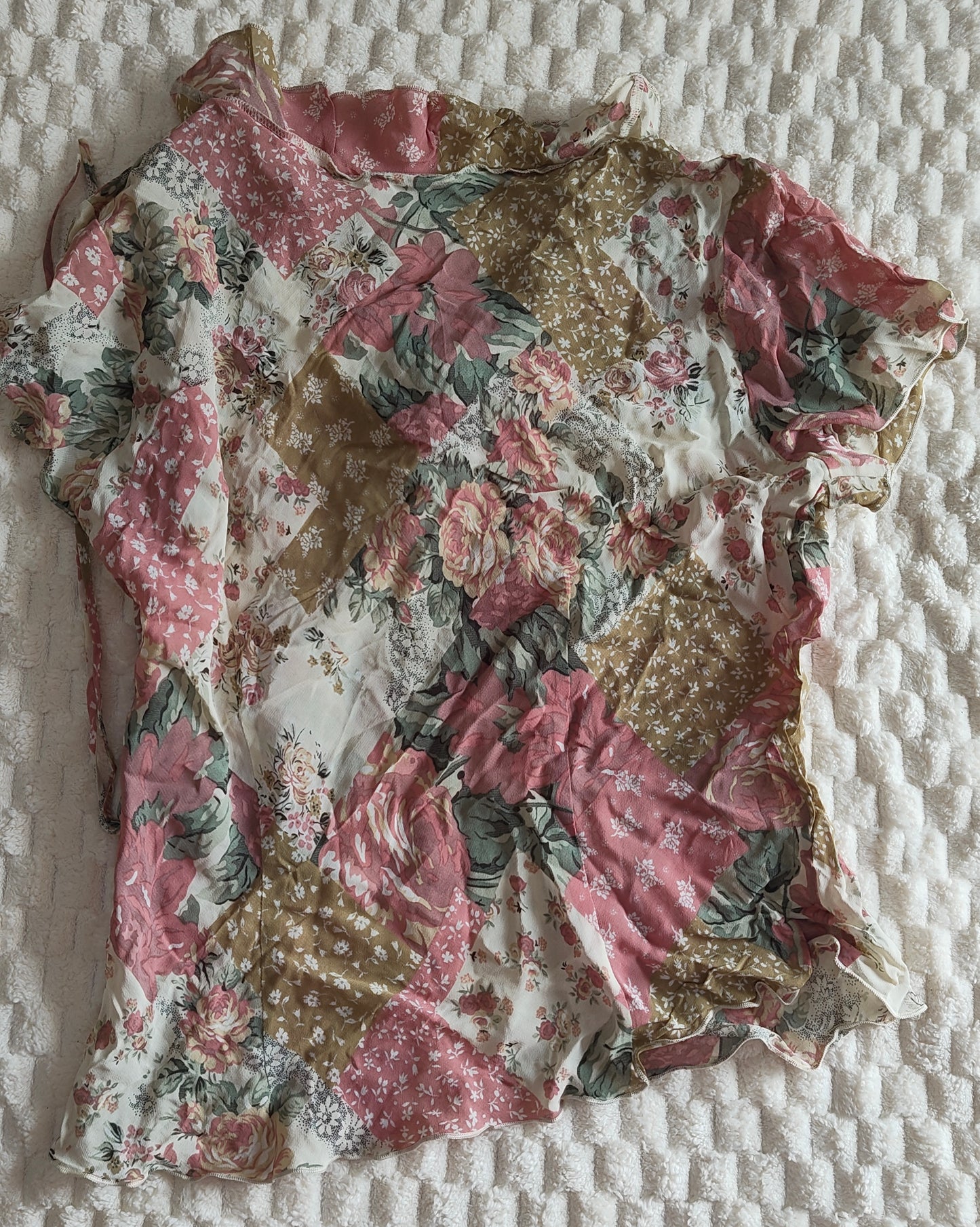 coquette ruffles
